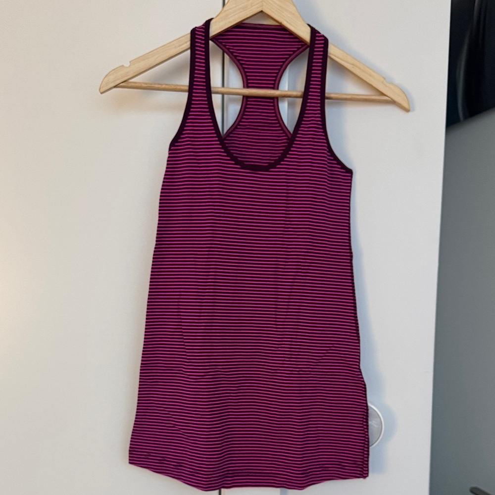 Lululemon Cool Racerback - Striped magenta & burgundy